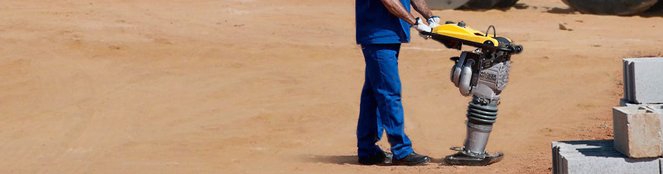 Está preparando o fundamento? Confira nossa grade de compactadores para lhe auxiliar em sua construção! - JE Locações - Locação e manutenção de equipamentos para Construção Civil